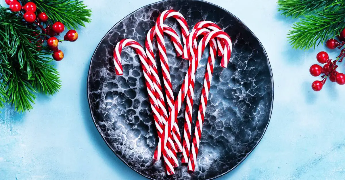 Christmas-Candy-Canes-on-Plate