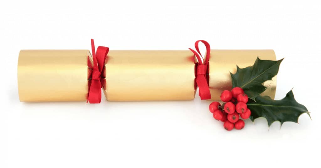 History-of-Christmas-Crackers-Holly-Red