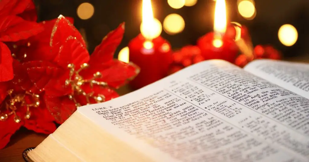 The-Christmas-Story-in-the-Bible-Open-for-Christmas-Candle