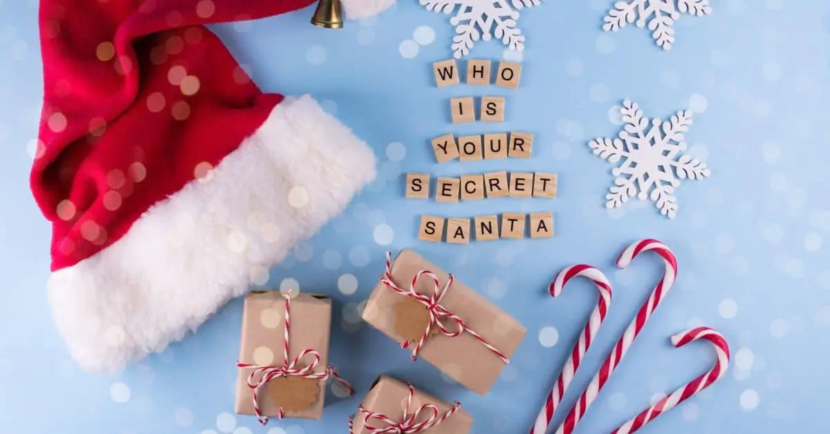 The Best Funny Secret Santa Gifts Under £10 - Open for Christmas