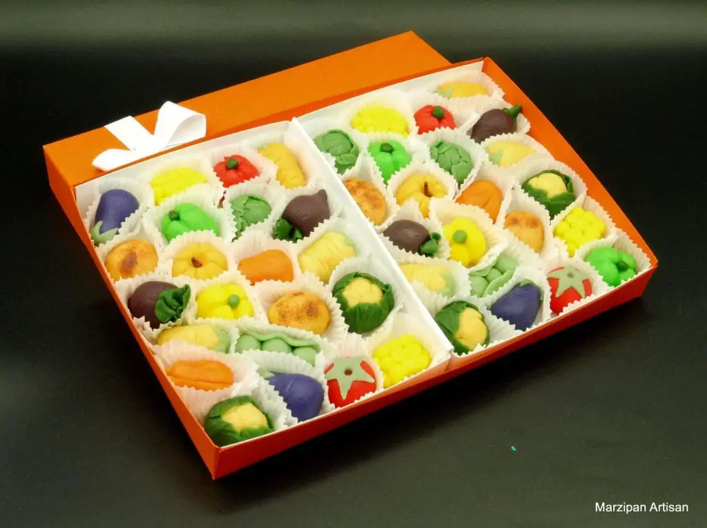 Marzipan Fruits & Vegetables - Food Lovers Food Gifts for Christmas