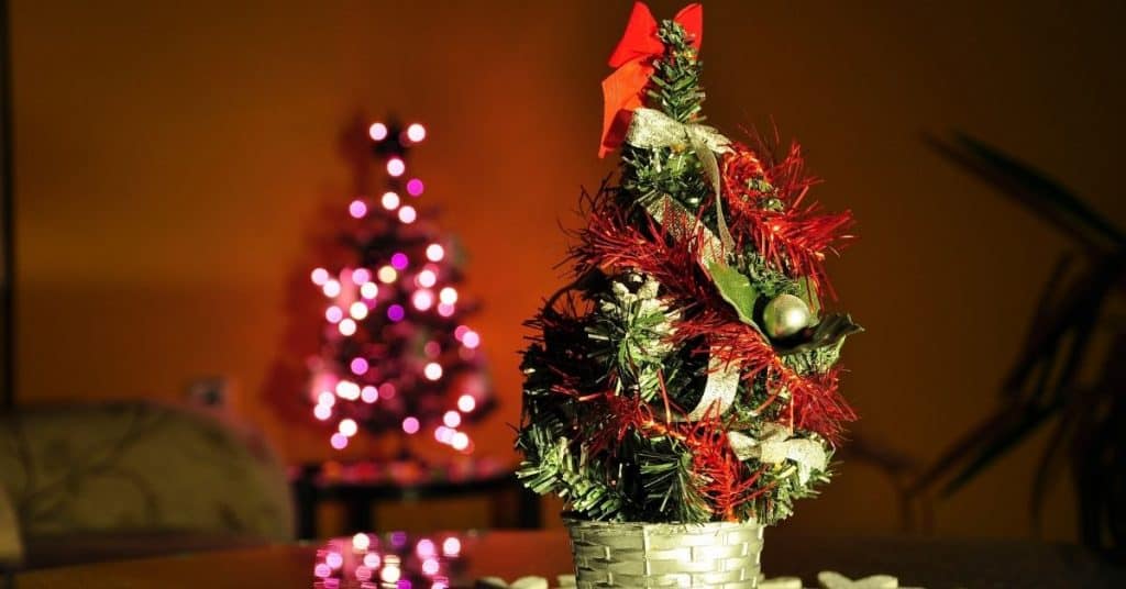 Mini-Christmas-Tree-With-Lights-Tinsel-and-Decorations-Open-for-Christmas